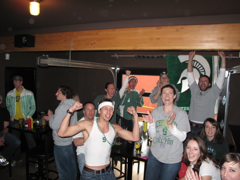 Across the nation Sparty's love their school.  Here is one crazy one from Seattle.